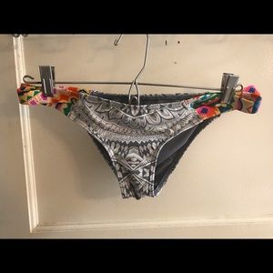 Rip Curl multicolor bikini bottoms size medium